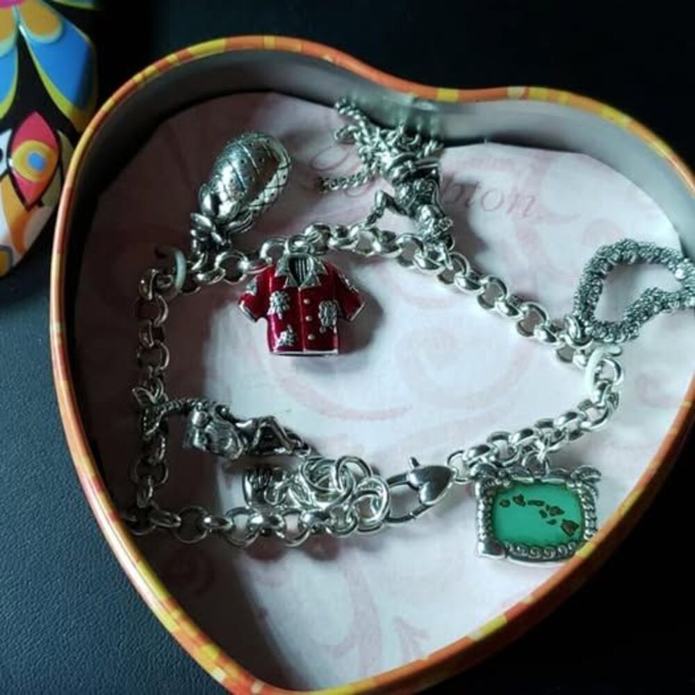 Hawaii charm bracelet